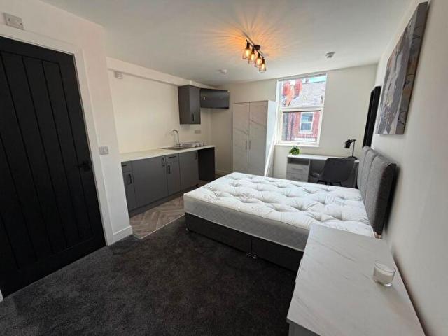 Studio To Rent In Room, Davenport Road, DE24