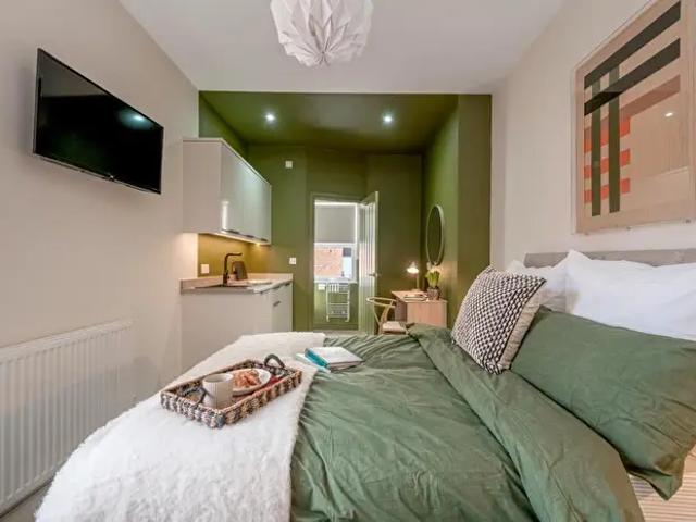 Studio To Rent In Room, Tamworth Road, NG10