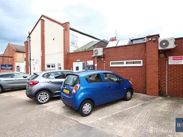 Studio To Rent In Room To Rent, Craven Street, The Mounts, NN1
