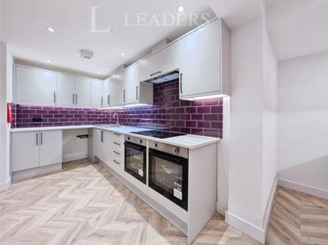 Studio to rent in Shinwell Walk, Henderson Road, Crawley, West Sussex, RH11 | Leaders