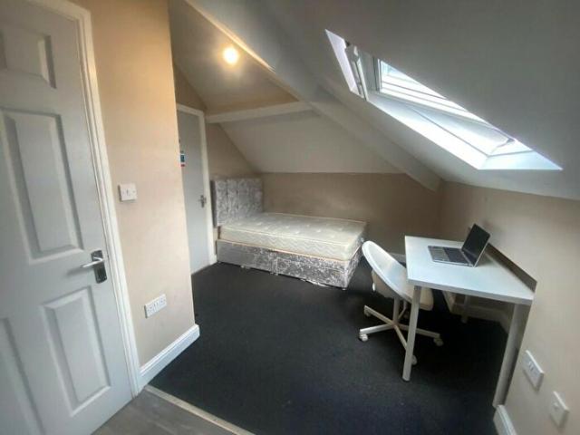 Studio To Rent In Studio, The Albany, Birkin Avenue, Nottingham, Nottinghamshire, NG7
