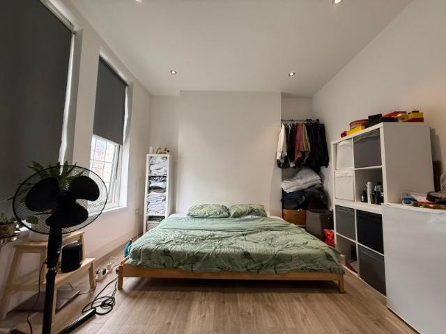 Studio to Rent inc All Bills Except Council Tax