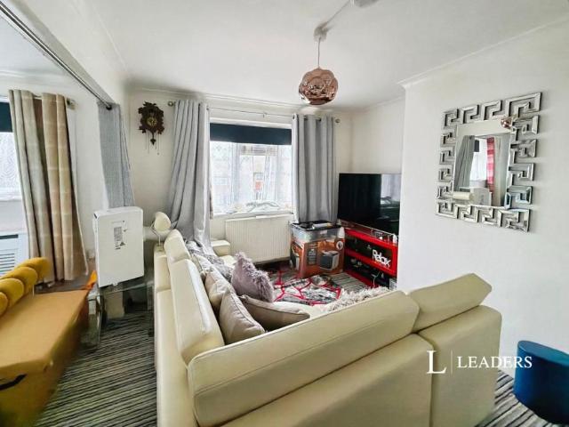 studio to rent Millfield, Sompting, Lancing, West Sussex, BN15
