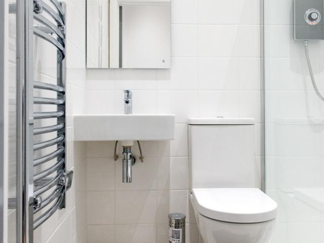 Studio to rent on Green Lanes, London