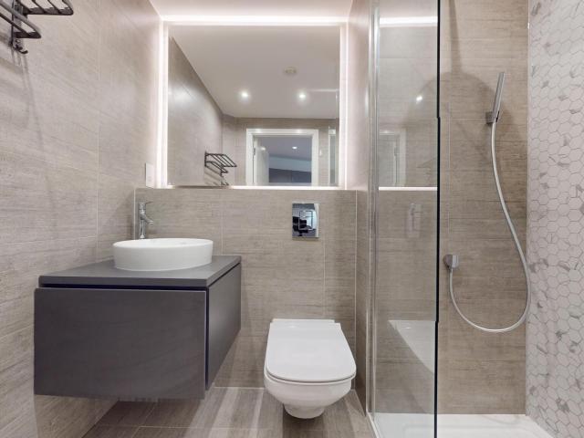 Studio to rent on New Horizons Court, London