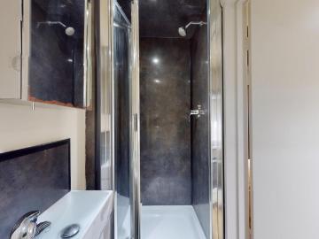 Studio to rent on Saint Pauls Avenue, London