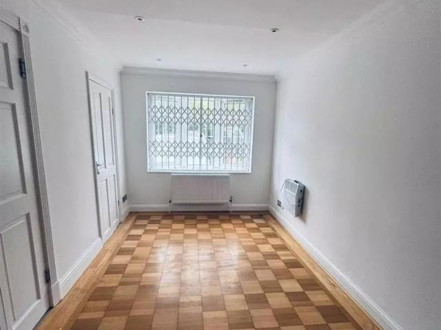 Studio to rent on Sewardstone Road, Waltham Abbey Civil Parish