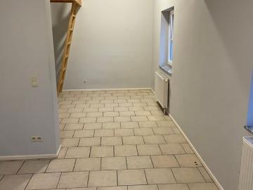7033, Mons, Arrondissement de Mons, Wallonie