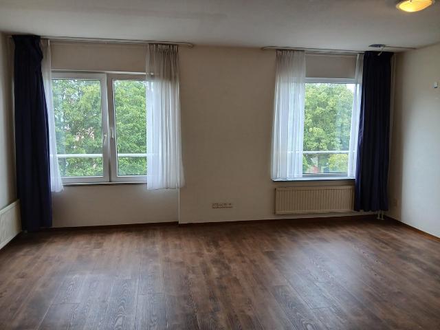 Studio te huur Deken van Oppensingel in Venlo voor € 300