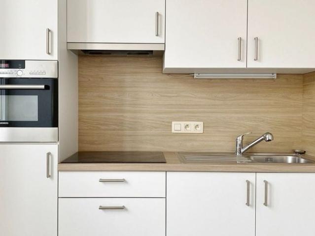 Studio te huur in Ieper voor € 500 met 1 slaapkamer
