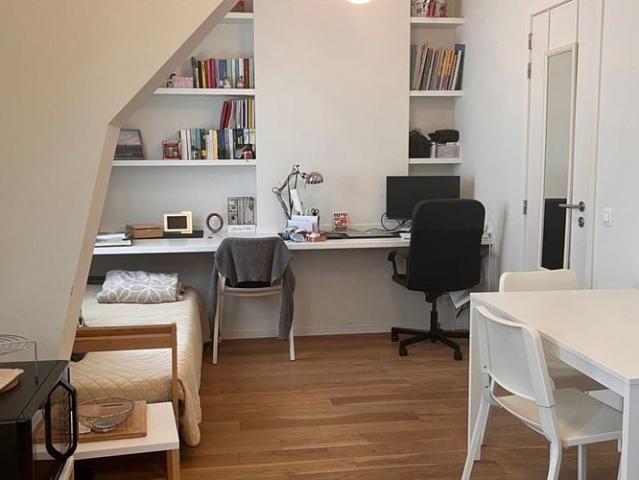 Studio te huur in Leuven voor € 850 met 1 slaapkamer