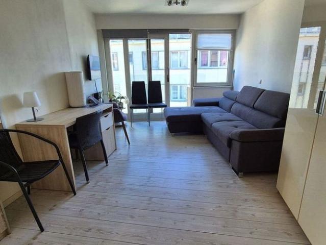 Studio te huur in Oostende voor € 575 met 1 slaapkamer