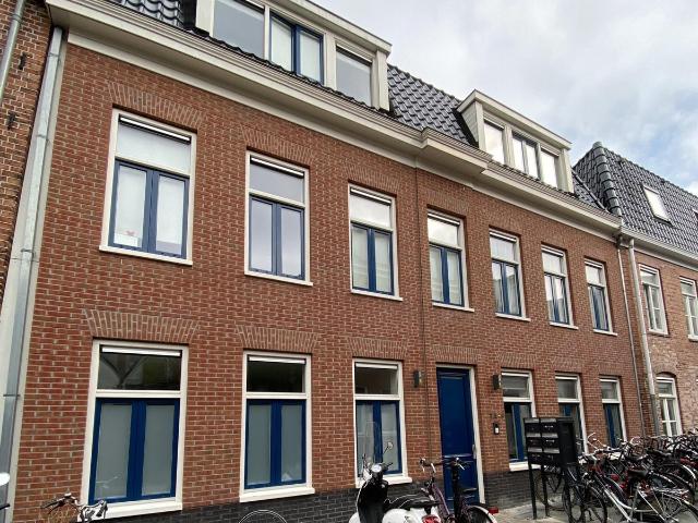 Studio te huur Oostersingeldwarsstraat in Groningen voor € 884