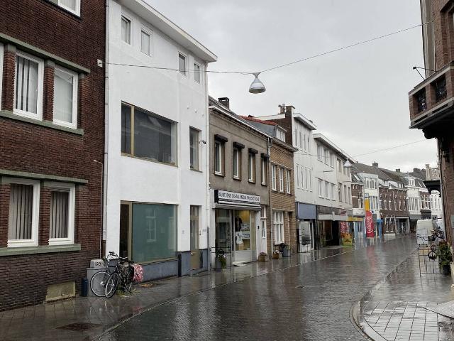 Studio te huur Stationsstraat in Sittard voor € 601