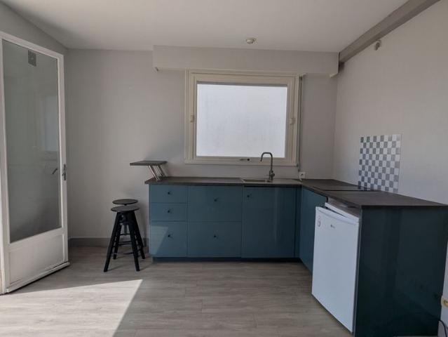 Studio Thouarï¿½ sur Loire 18.45mï¿½ Centre Ville Balcon