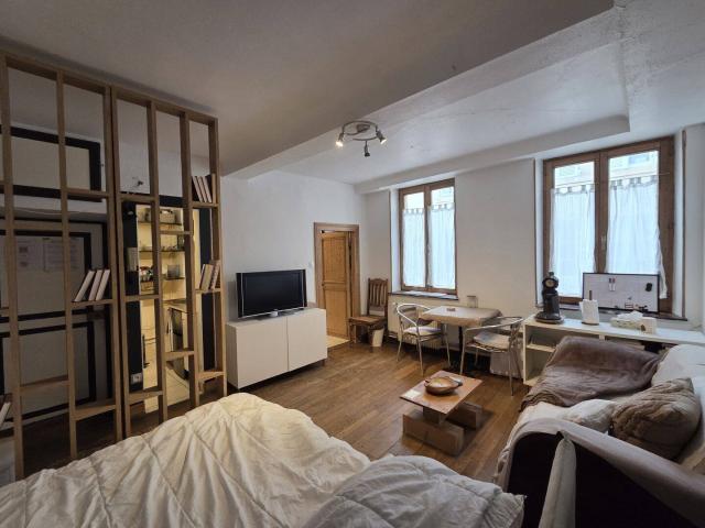 STUDIO TTES CHARGES COMPRISES METZ CENTRE PROCHE GARE