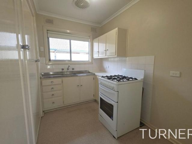 Studio Unit Close to the City