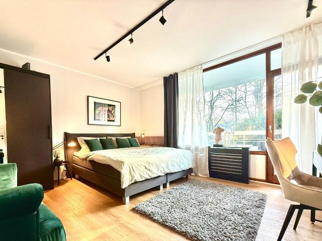 Studio Uhlenhorst modern furnished 30 sqm ground floor apartment in Mülheim an der Ruhr, Mulheim an der Ruhr Amsterdam Apartments for Rent