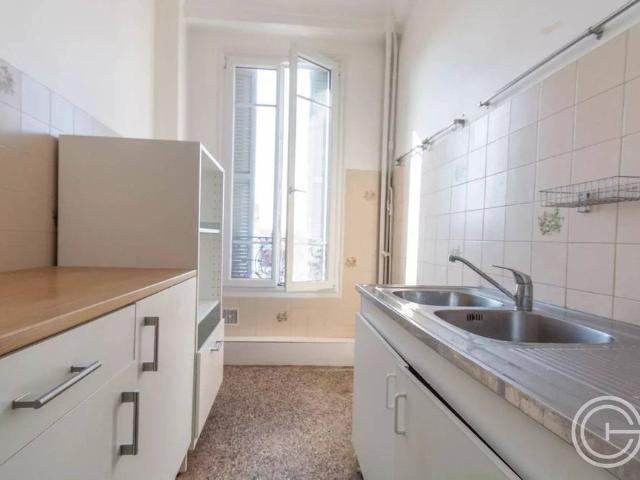 STUDIO VIDE 7 RUE BERLIOZ NICE CENTRE