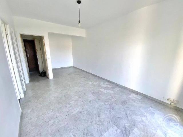 Studio Vide 15 Avenue du Petit Fabron Nice Ouest