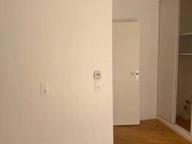 STUDIO VIDE LA GARENNE COLOMBES SCI 0608