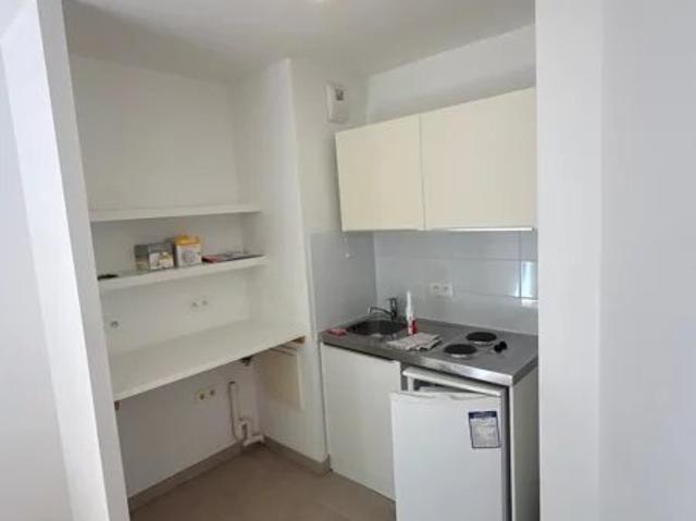 STUDIO VIDE LA GARENNE COLOMBES SCI 0608
