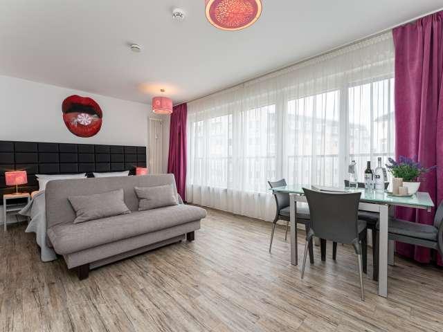 Studio zu vermieten im Scheunenviertel, Berlin