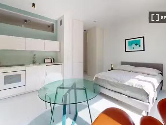 Studio zu vermieten in Berlin