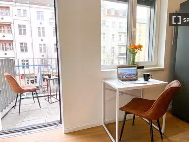 Studio zu vermieten in Berlin