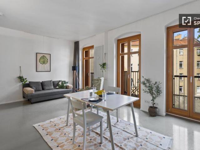 Studio zu vermieten in Berlin