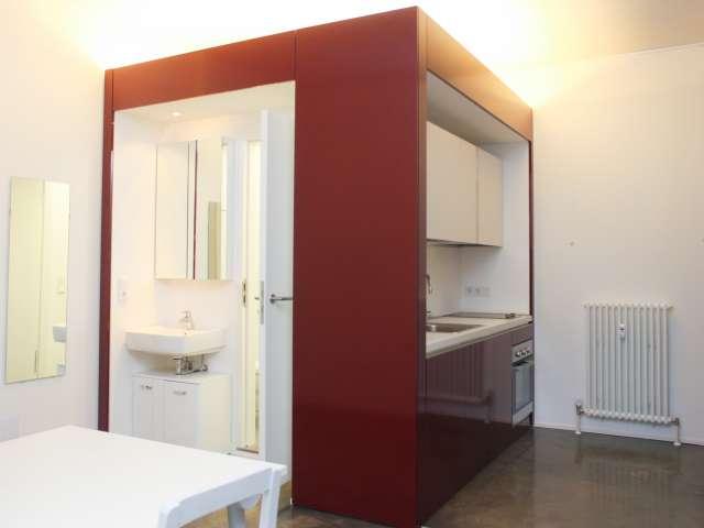 Studio zu vermieten in Berlin