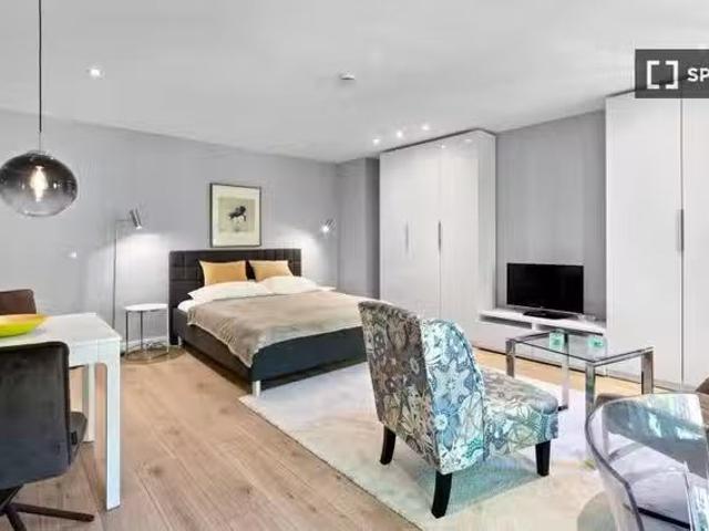 Studio zu vermieten in Berlin