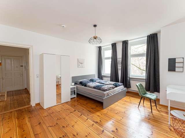 Studio zu vermieten in Berlin