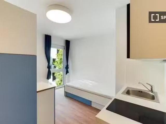 Studio zu vermieten in Berlin