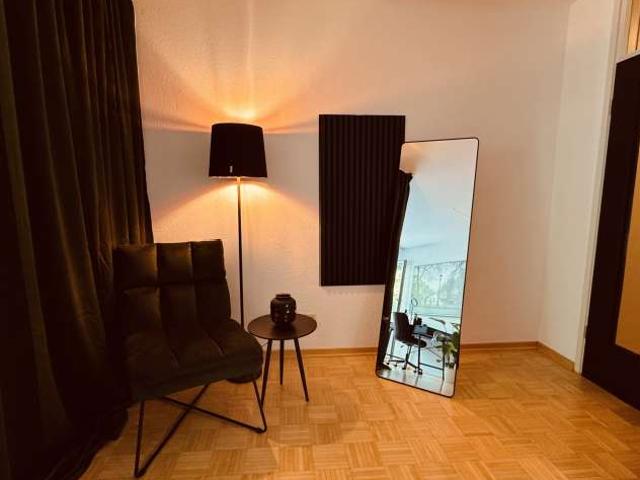Studio zu vermieten in Düsseldorf