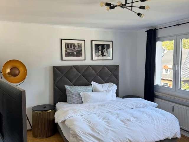 Studio zu vermieten in Düsseldorf