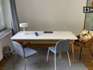 Studio zu vermieten in Köln