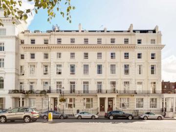 Studios in a student residence in Kensington Has an Apartment