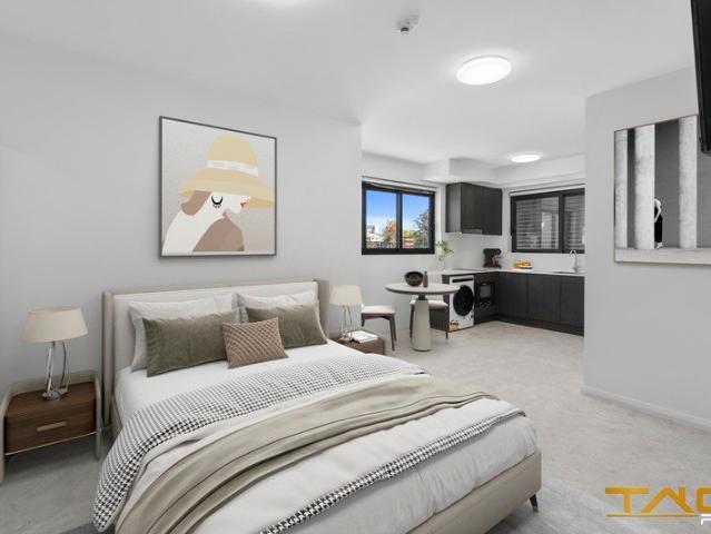 STUDIOS LEASING BY TAG RE!