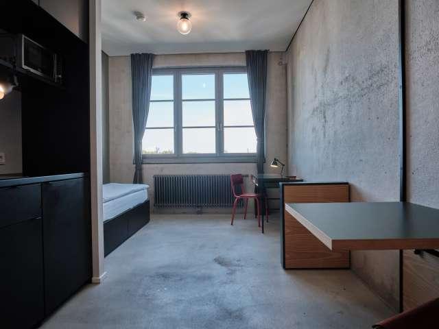 Studios zur Miete im Komplex in Friedrichshain, Berlin