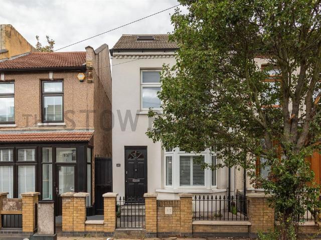 Studley Road, Forest Gate, London E7, 3 bed property to rent, £2,700 pcm | PrimeLocation