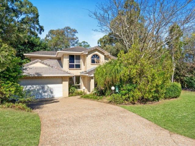 STUNNING 4 BEDROOM, 3 BATHROOM HOUSE IS THE PERFECT FAMILY HOME!