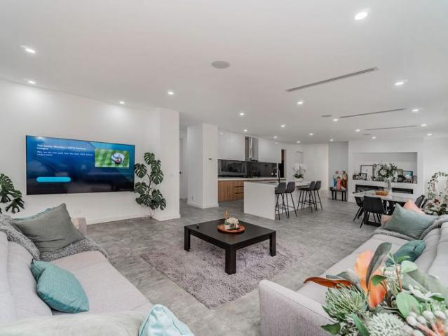 Stunning 4 Bedroom Gem in Beveridge!
