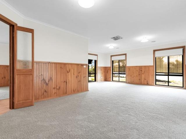 Stunning 4 Bedroom Family Home