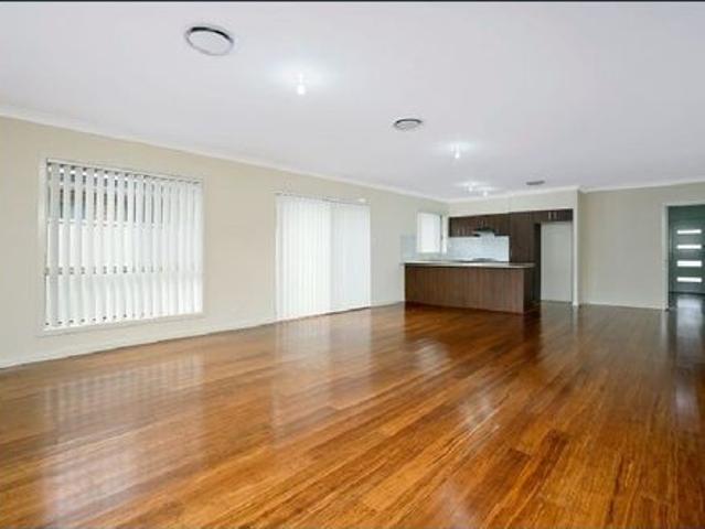 STUNNING 4 BEDROOM FAMILY HOME!