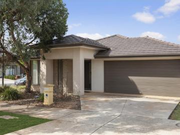 Stunning 4 Bedroom Family Home in Prestigious Thornhill Park Estate – Book Your Viewing Today!