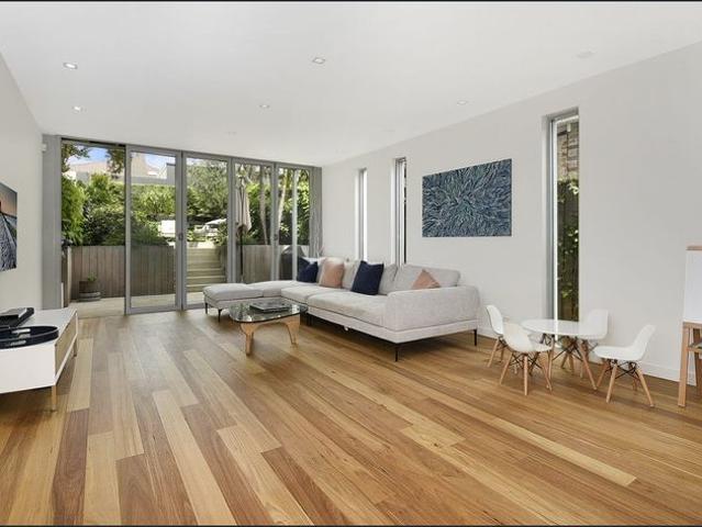 Stunning 4 bedroom family home in the exclusive Bondi area with parking