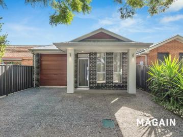 Stunning 4 Bedroom Family Home with 2 Living Areas! Price Guide $1.3m $1.35m