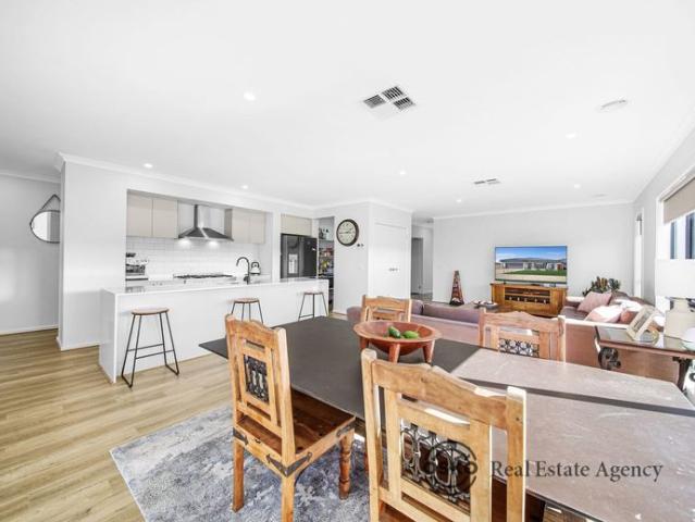 Stunning 4 Bedroom Family Home with Luxury Finishes