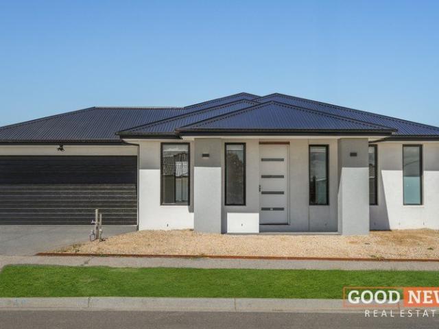 Stunning 4 Bedroom House !